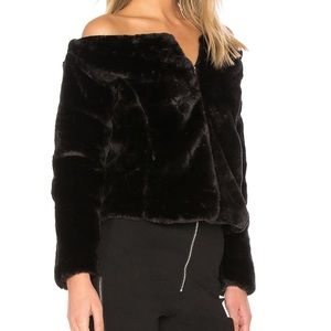 🖤NWT - Faux Fur Jacket🖤